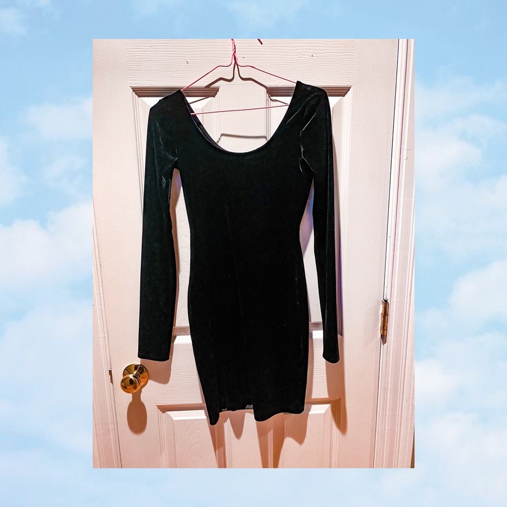 Black Velvet Bodycon Dress